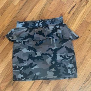 touch me camo print skirt size 2x